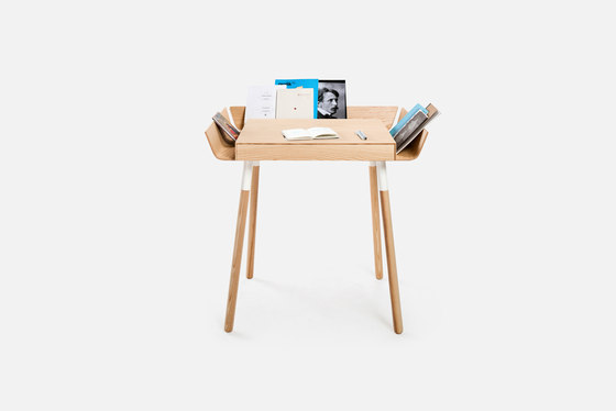 My Writing Desk Small Ash | Schreibtische | EMKO PLACE