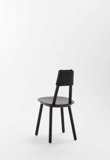 Naïve Chaise, noire | Chaises | EMKO PLACE