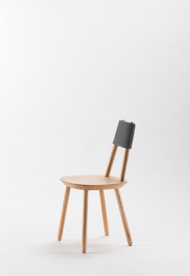 Naïve chair, natural ash | Sillas | EMKO PLACE