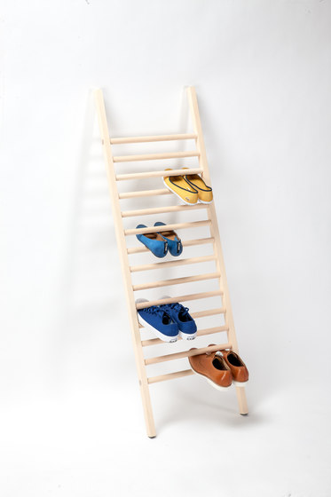 Step Up shoe rack | Mobiliario | EMKO PLACE