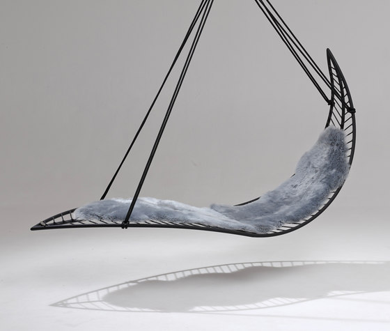 Sheepskin Cushion | Cuscini sedute | Studio Stirling