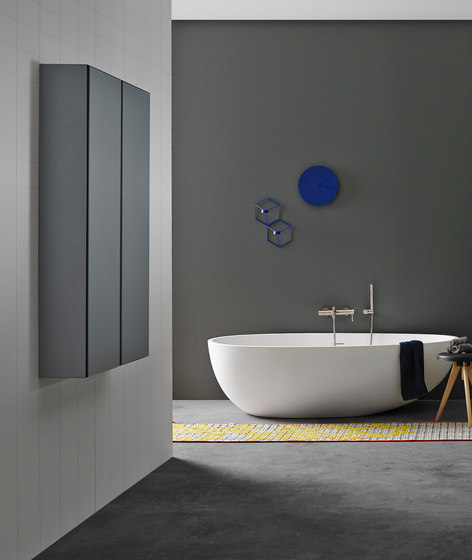 Strato Metallic Wall Cabinet | Meubles muraux salle de bain | Inbani