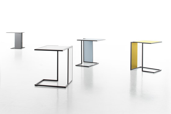 Riva side table | Tables d'appoint | conmoto