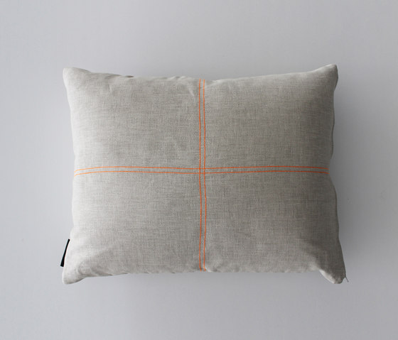 CUSHION DOLORES - 1402 | Cushions | Création Baumann