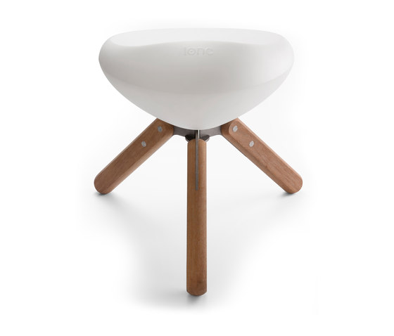 Beaser Wood 45, stool | Pufs | Lonc