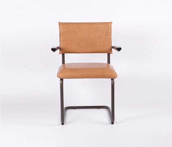 Irving Old Glory with bakelite arms | Chairs | Jess