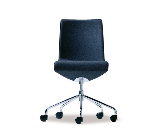 Seesaw working chair | Chaises de bureau | Richard Lampert