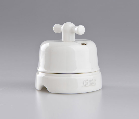White Italy⎟Classic porcelain | Rotary switches | Gi Gambarelli