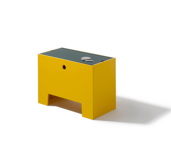 Wonder Box table and bench | Mesas para niños | Richard Lampert