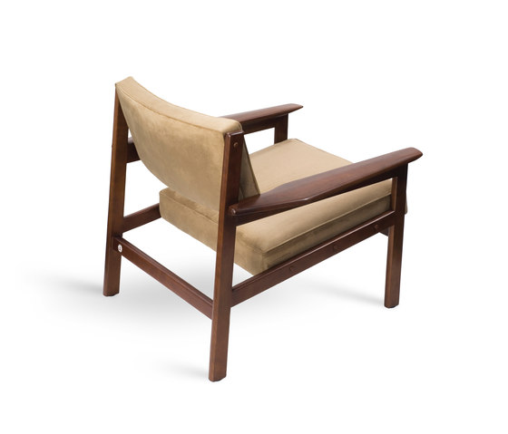 Drummond armchair | Armchairs | LinBrasil
