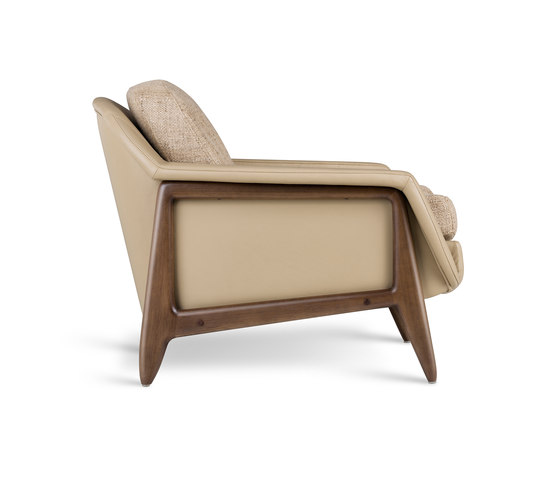 Stella armchair | Armchairs | LinBrasil