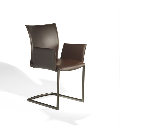 Nobile Swing | 2071 | Chairs | DRAENERT