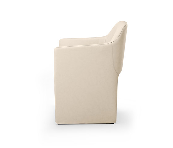 Foster 525 Chair | Sillas | Walter K.