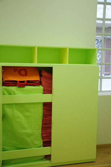 Sleep closet | Cabinets | PLAY+
