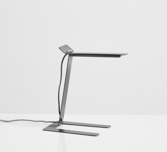 Benshee Table Lamp | Tischleuchten | WOUD