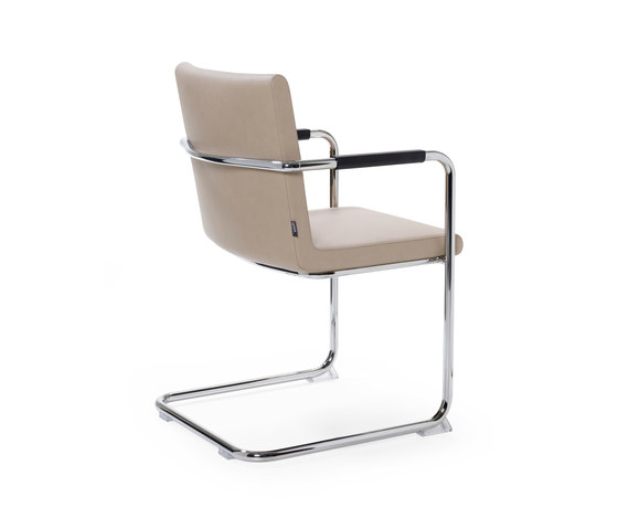 Icon Plus | Chairs | Lande