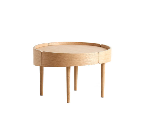 Skirt Coffee Table Low | Tables d'appoint | WOUD