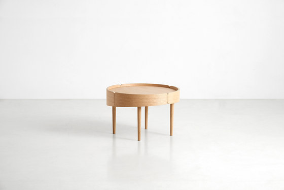 Skirt Coffee Table Low | Side tables | WOUD