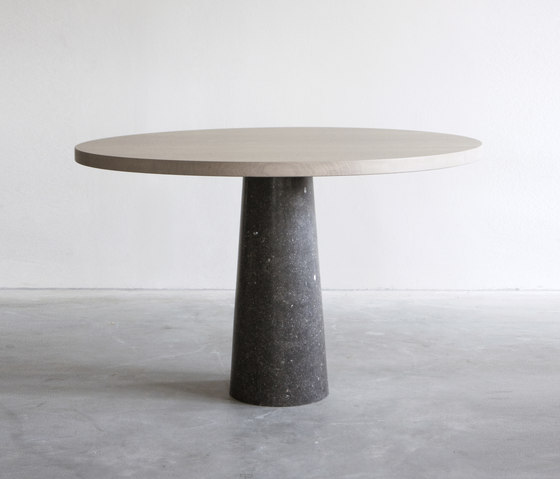 Stone Dining Table | Tavoli pranzo | Van Rossum