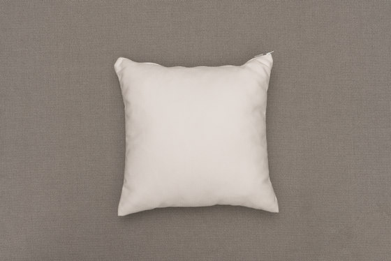 Bitta back cushion 45X45 | Cushions | KETTAL