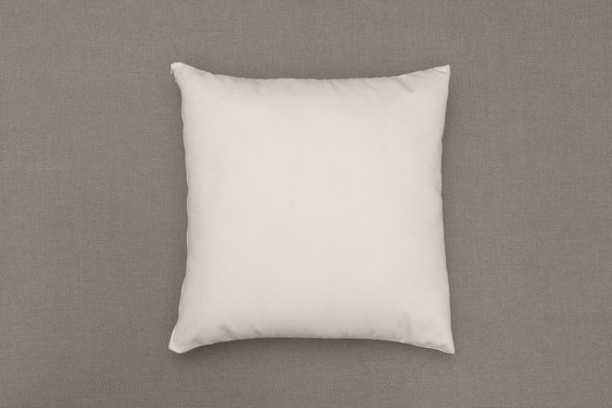 Bitta back cushion 65X65 | Cushions | KETTAL