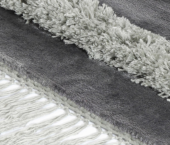 Funky Revolution stormy weather silver cloud | Rugs | Miinu
