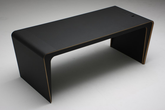 Lir table | Tavoli contract | Dizz Concept