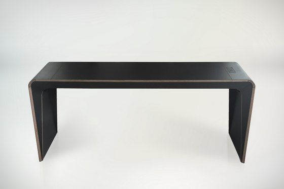 Lir table | Tavoli contract | Dizz Concept