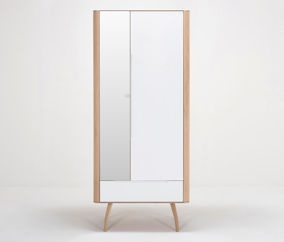 Ena hallway wardrobe | 90x35x200 | Cloakroom cabinets | Gazzda