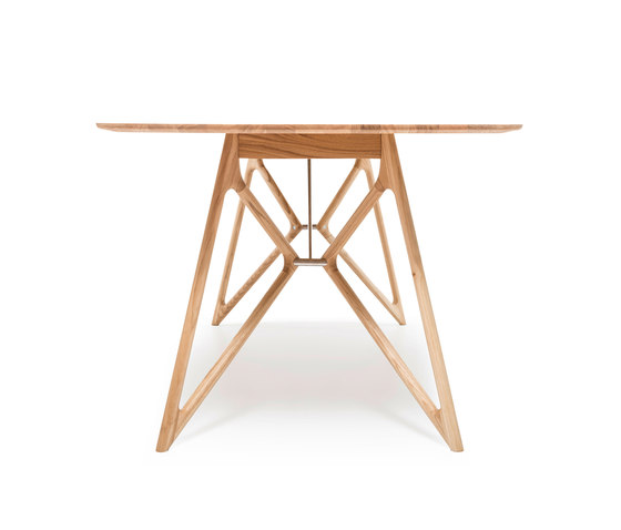 Fawn - tink table | Dining tables | Gazzda