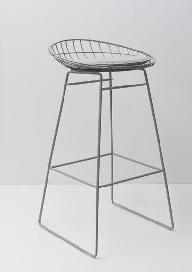 Wire stool KM07 | Hocker | Pastoe