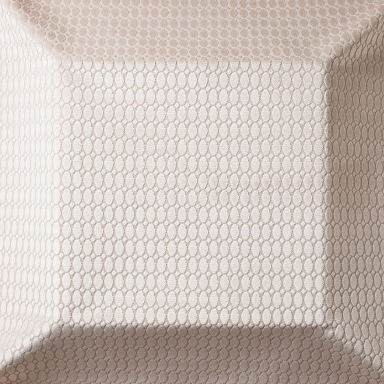 Paulova beige | Drapery fabrics | Equipo DRT