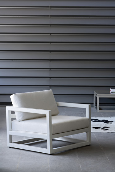 Linate armchair | Armchairs | BALTUS