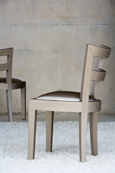 Louvre chair | Stühle | BALTUS