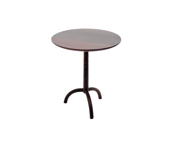 Tribo table | Tables d'appoint | PAULO ANTUNES