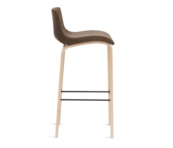 Curves | bar one | Bar stools | Erik Bagger Furniture