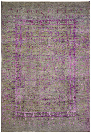 Designer Isfahan Pazyryk in Violet and Grey | Tapis / Tapis de designers | Zollanvari