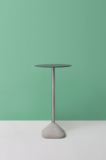 Concrete | Standing tables | PEDRALI