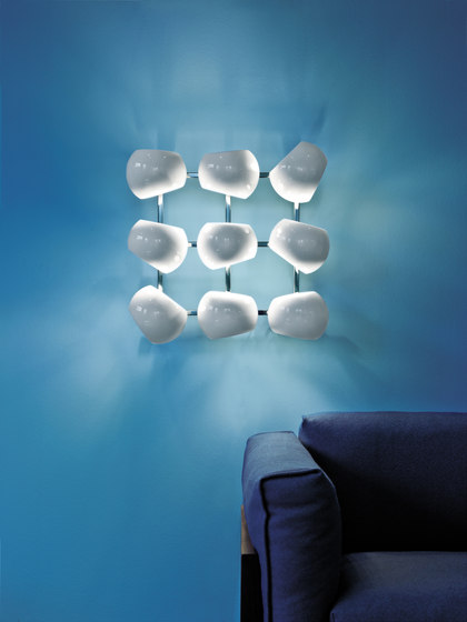 White Moons 3x3 Wall lamp | Appliques murales | Licht im Raum