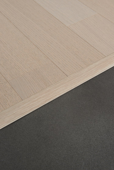 Par-ky Lounge 06 Clay Oak Premium | Planchers bois | Decospan