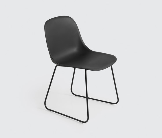 Fiber Side Chair | Sled Base | Sillas | Muuto
