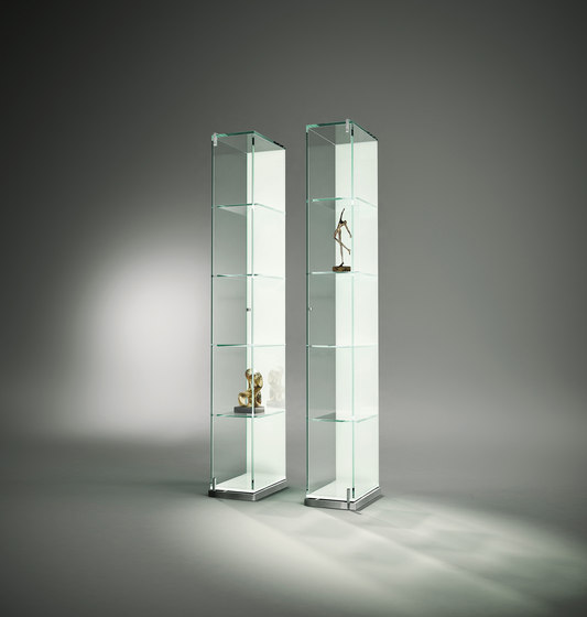 Factum IV | Display cabinets | Dreieck Design