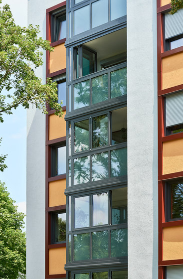 Glass parapet | SL Modular thermally insulated | Sistemas de ventanas | Solarlux