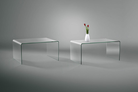 UT 05 + 06 | Coffee tables | Dreieck Design