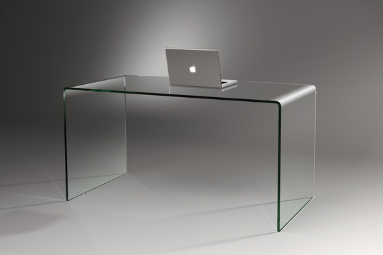 UT 61 | Desks | Dreieck Design