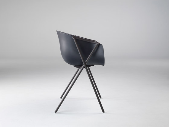 Bai Chair | Chairs | ONDARRETA
