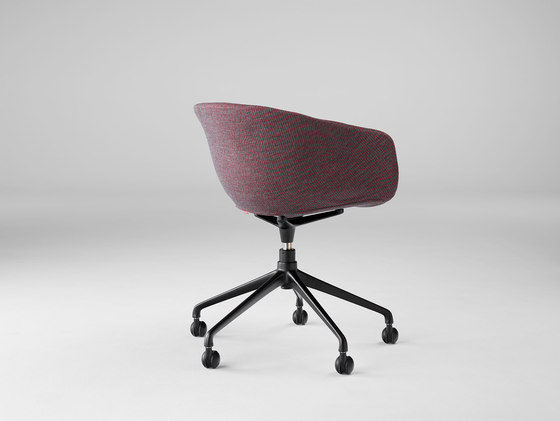 Bai Swivel chair adjustable with castors | Chairs | ONDARRETA