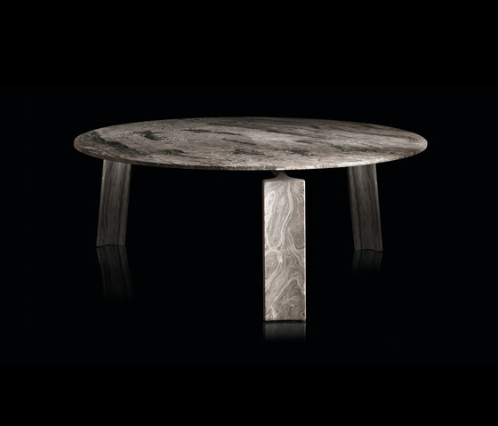 Stone Table | Esstische | HENGE