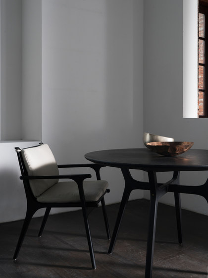 Rén Dining Armchair | Chairs | Stellar Works