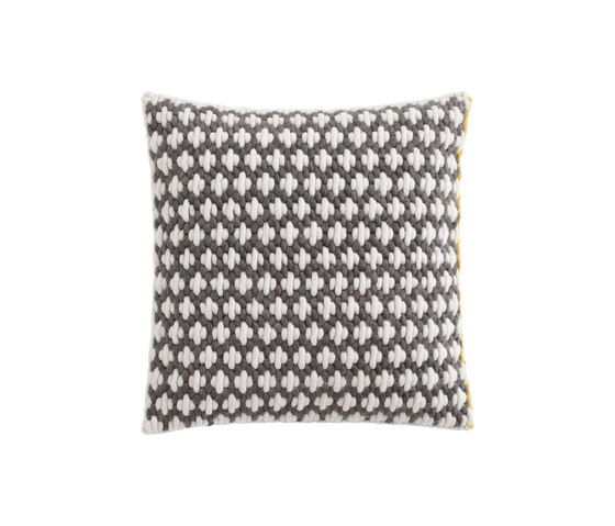 Silaï Cushion Dark Grey/White 2 | Cushions | GAN